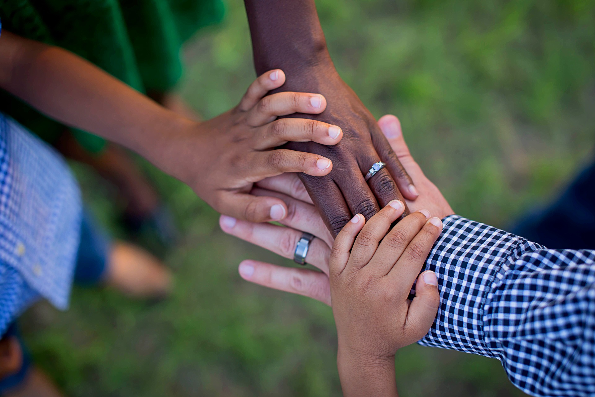 hands